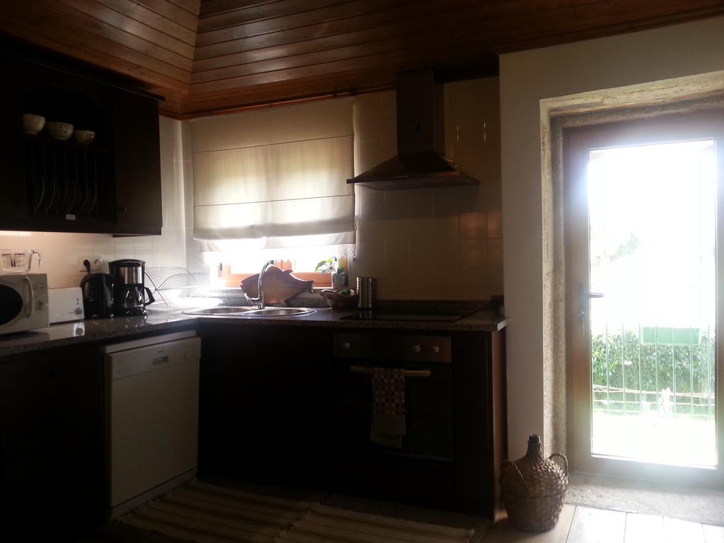 O Ze Ja Dormiu Aqui Villa Celeiros Ngoại thất bức ảnh