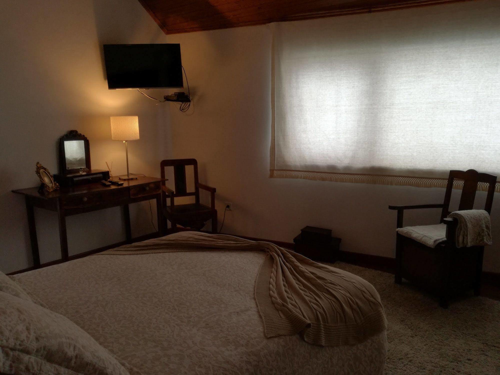 O Ze Ja Dormiu Aqui Villa Celeiros Ngoại thất bức ảnh